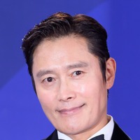 俳優イ・ビョンホン、第30回釜山国際映画祭の開幕式の司会に抜擢！史上初の男性単独司会