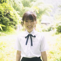 『B.L.T. SUMMER CANDY 2025』（東京ニュース通信社刊）撮影／細居幸次郎