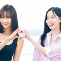 aespa・ジゼル＆ウィンター、愛嬌満点の出国姿に胸キュン…仲良し2SHOTで視線独占【PHOTO】