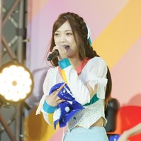 山下彩耶【写真：竹内みちまろ】