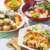 大戸屋から初のハワイアン風メニュー登場！南国風マヨソースで味わう「豚ロース夏野菜巻き」など3種が本日販売 画像