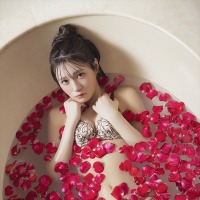 SKE48・中野愛理の1st写真集『可愛いと言って欲しい』　(C)KADOKAWA (C)Zest, Inc. PHOTO/田中智久