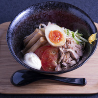馳走かねこのあえ蕎麦　800円