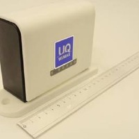 UQコミュニケーションズによる一体型小電力レピータ（試作機）