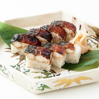 「焼鯖寿し」1,431円(1本)