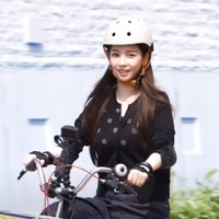aespaのカリナ、自転車に乗れるようになる