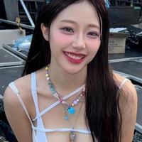 日本のAV女優から“デビュー”勧められた過去も　昨年12月解散の元K-POPアイドルがキュートにウインク【PHOTO】