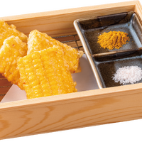 とうもろこしの天ぷら（税込495円）
