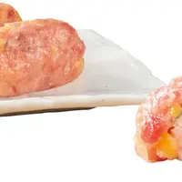 本鮪中とろ入り、まぐろのおはぎ［2貫］（税込385円）