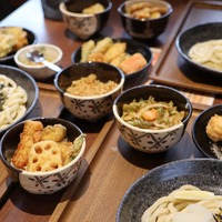 武蔵野うどん×天ぷら×ごはんが食べ放題！