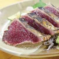 「わら焼きかつおたたき」972円(100g)