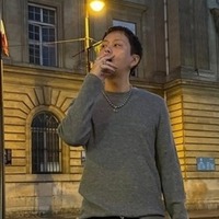 K-POPカップルのパリ喫煙写真が物議「不法であることを知らなかったのか」