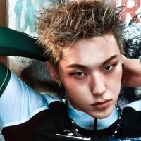 入隊控えるSEVENTEEN・ホシ、圧倒的オーラ放つ強烈ビジュアル…ファッション誌の最新カバーに登場【PHOTO】