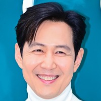 『イカゲーム』主演俳優イ・ジョンジェ、勝訴！契約違反者を相手に約5億円の違約罰等を勝ち取る