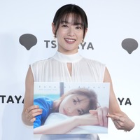 桜井日奈子【撮影：小宮山あきの】