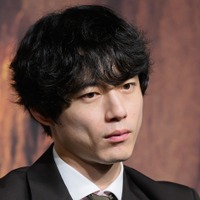 「韓国は不倫を日本史の次くらいに嫌う。お前は両方」坂口健太郎、イメージ壊滅か　現地ファンの反応が辛辣