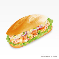 カマンベールinミラノサンドB エビ・アボカド・サーモン　650円（税込）©Doutor Coffee Co., Ltd. 250925
