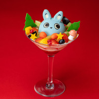 12月は「クリスマス」バージョンのもころんパフェが登場！