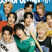爽やか美少年だらけ…日本人メンバー所属のAHOF、スポーティーコンセプトで雑誌カバーに初登場！【PHOTO】