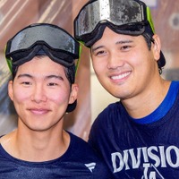 大谷翔平と韓国人野手キム・ヘソン、シャンパンまみれの2SHOTも！ドジャース地区4連覇に韓国紙も絶賛「まさに“MLB最強”」 画像