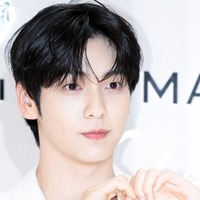 TXT・スビン、“彼氏感MAX”のお散歩SHOTにファン悶絶！「メロすぎ」「これは彼氏」と反響【PHOTO】