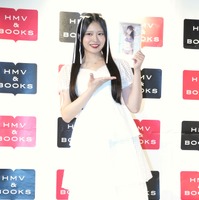 行天優莉奈【撮影：小宮山あきの】