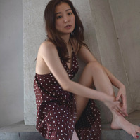 高田里穂3年ぶり写真集『素描』©沢渡 朔／講談社