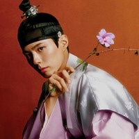 俳優パク・ボゴムの映像を新宿で！端正で凛とした韓服姿を世界各地の電光掲示板で上映決定