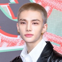 『ONE PIECE』のゾロ？Stray Kids・ヒョンジン、アニメから飛び出したような“強烈グリーンヘア”に反響！【PHOTO】 画像