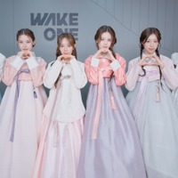 izna、日本人メンバーも韓服姿で登場！ファンへ温かな秋夕メッセージ「楽しくて幸せな連休を」