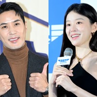 結婚間近？12歳差の俳優カップル、“薬指の指輪”に注目集まる「カップルリングでは…」