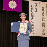 警視庁池袋警察署一日警察署長に就任した菊川怜