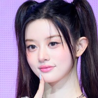 「そんなことしないで」ILLIT・ミンジュ、ベッドで見せた“無防備な可愛さ”に胸キュンするファン続出！【PHOTO】