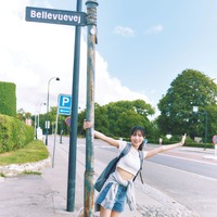 【通常版】日向坂46・河田陽菜2nd写真集『テイクオフ』撮影／SAKAI DE JUN（C）竹書房