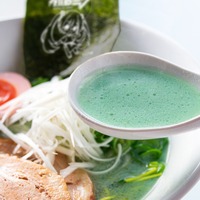 初音ミクコラボラーメン＜青＞1,600円（税込）