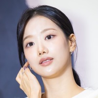 いじめ疑惑から復帰の元K-POPアイドル、女優として約6年ぶりに公の場へ「責任感を持って…」 画像