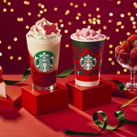スターバックス、クリスマスの新作「ストロベリー&ジョイフルメドレー」フラペチーノが11月1日発売! 画像