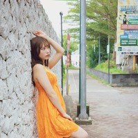 川越紗彩1st 写真集『なんとかなるなる』(C)KADOKAWA PHOTO/田中智久