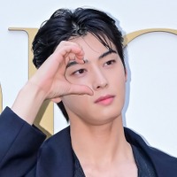 兵役中のチャウヌ、高市首相も出席予定のAPEC晩餐会で「司会」に抜擢!イベントをサポート