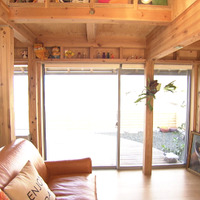 ひと繋がりになった15帖のリビングダイニング＠MBS