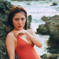 NGT48大塚七海『1st写真集（仮）』©KADOKAWA/写真:岡本武志