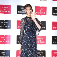 相楽伊織、2026年のカレンダー発売に喜び！「満足のいく1冊になりました」