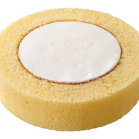 【従来品】「Uchi Café プレミアムロールケーキ」(税込 214 円)