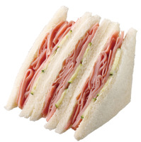 【盛りすぎ商品】「盛りすぎ!ハムサンド」(税込 343 円)