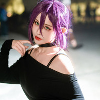 台湾美女の「チェンソーマン」レゼが妖艶！見惚れる横顔にハイヒール&黒ストッキングで美脚が映える【写真8枚】 画像