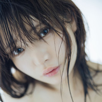 似鳥沙也加 最新電子作品『ふれあ、』『ふりる。』を2冊同時発売（C）KADOKAWA