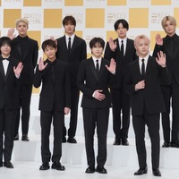 &TEAM【写真：竹内みちまろ】