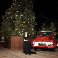 ラルフ ローレン 東京ミッドタウン ツリー点灯式に登場したSANA（TWICE）