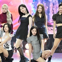 NMIXX、『Blue Valentine』で最大の人気を謳歌！音楽番組“8冠”＆3週連続チャート1位