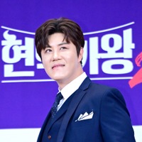 同級生たちが“問題児グループ出身”と証言　暴露者を相手取った訴訟で敗訴した韓国歌手、テレビ出演は続ける？